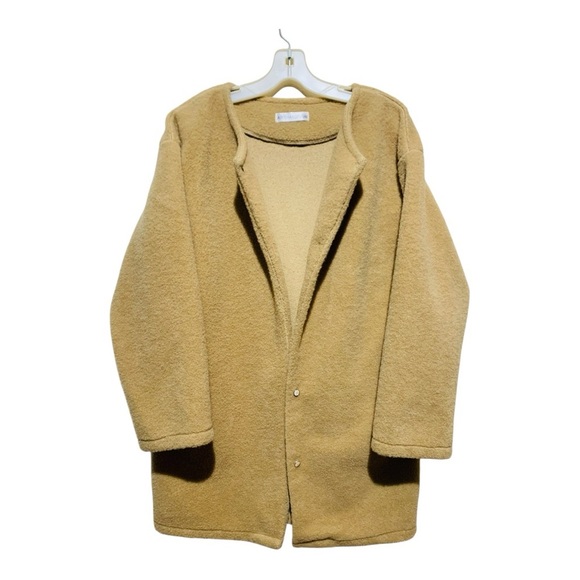 Women’s Ailishangfushi (Japan) Hidden Button Sherpa Jacket - Picture 2 of 5